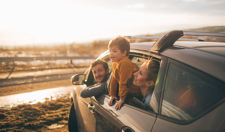 La carte verte est un must pour tous les voyages en voiture à l'étranger, car elle prouve que le véhicule est suffisamment assuré. Photos: màd