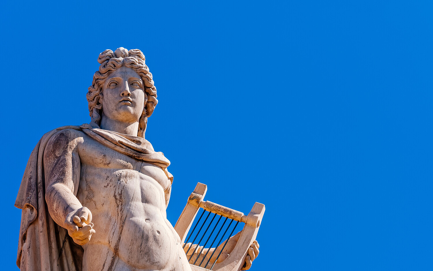 Apollon règne sur les arts et la médecine: dans la mythologie grecque et romaine, il est à la fois le dieu des arts et celui de la guérison. Photo: Adobe Stock/Dimitrios