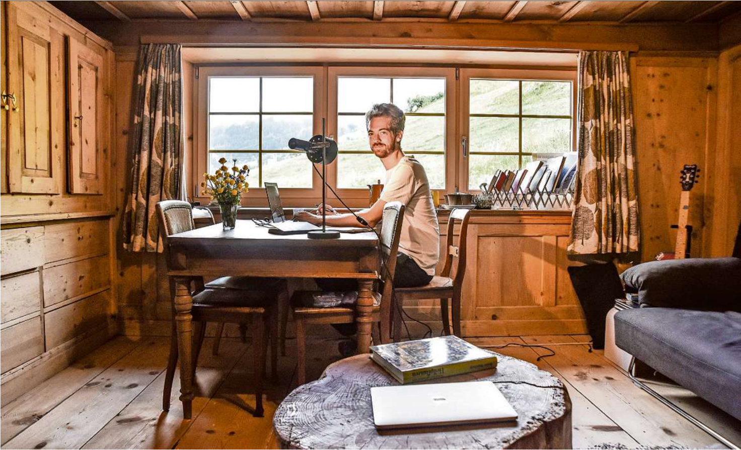 Dans le parc naturel de Beverin, dans les Grisons, Dezentrum a lancé le projet «Desk im Dorf» afin de dynamiser les biens immobiliers inutilisés. Photo: Jano Felice Pajarola, Suisse orientale